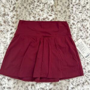Lululemon skirt | burgundy